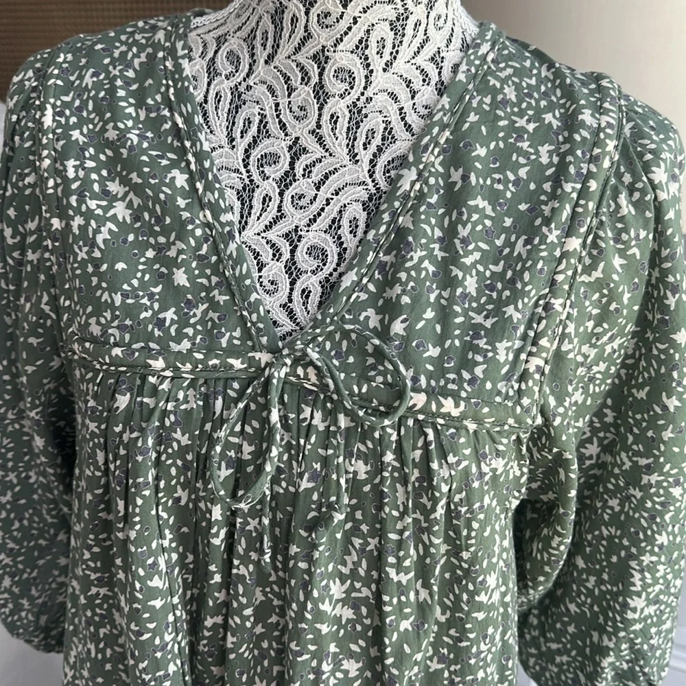 Mirth Belem Dress in Mint Field Flower - Picture 13 of 14